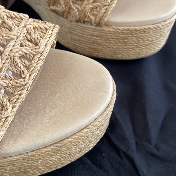 House of Harlow 1960 x REVOLVE Birdie Heel in Natural NWT - Picture 5 of 9